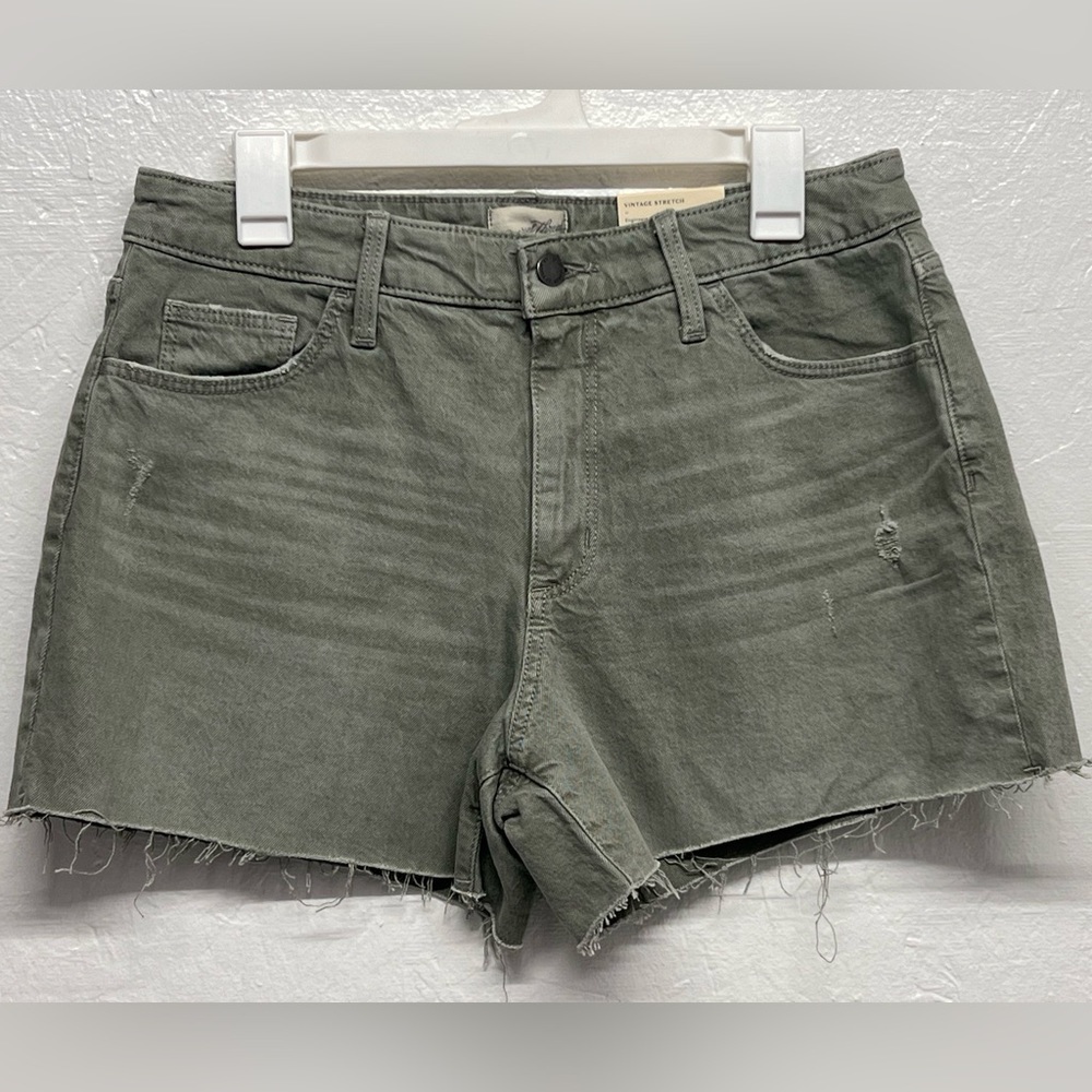 WOMEN'S High-Rise Midi Jean Shorts - Universal Thread - 12 - Picture 1 of 12